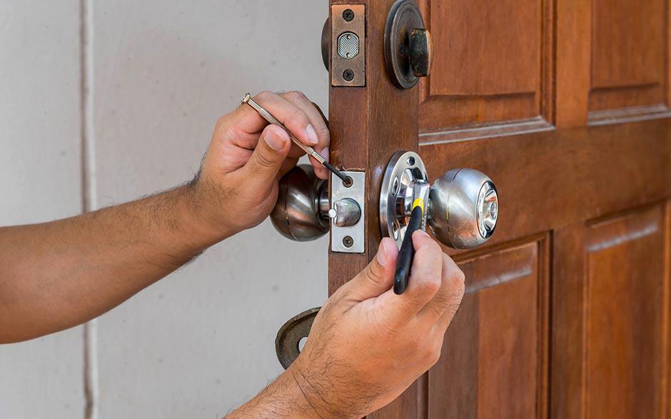 serrurier porte claquée Le Mée-sur-Seine
